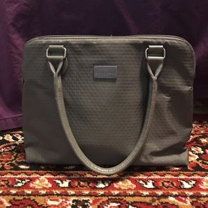 Baggallini grey handbag